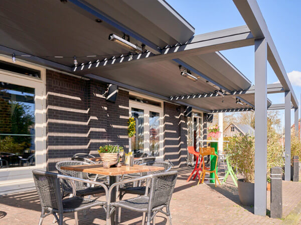 Louvered roof